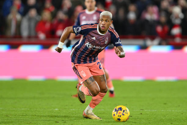 给了对手反 给了对手反