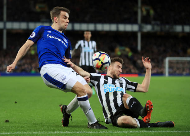 以及对多特 以及对多特